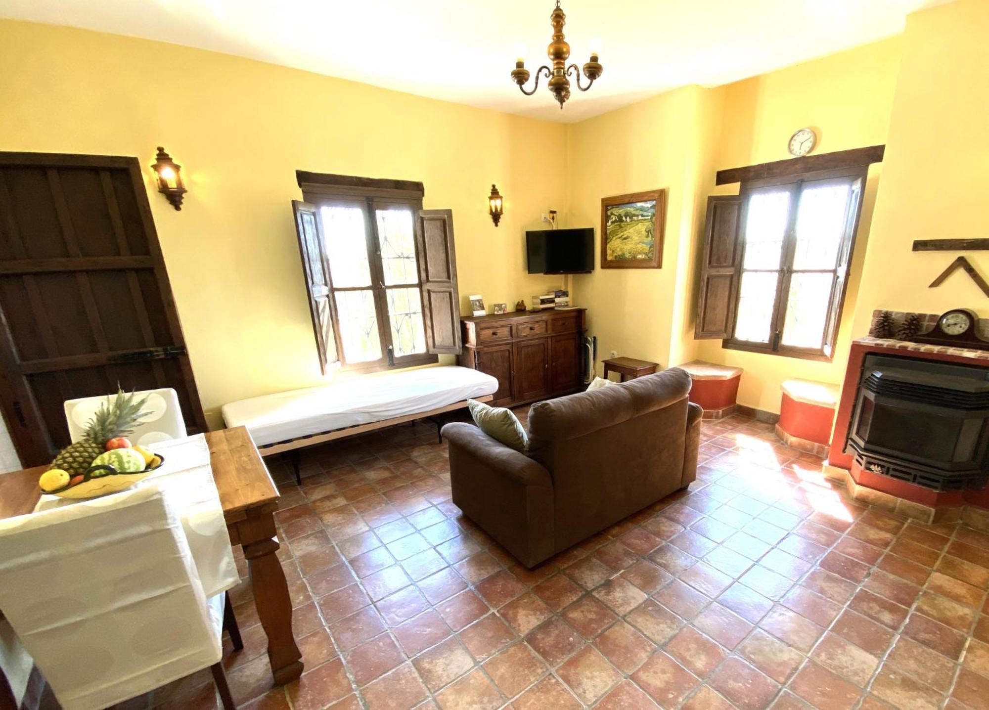 Castle Tower Ground Floor Apartment In Rural Holiday Park 'Cezanne' Tolox Exteriör bild